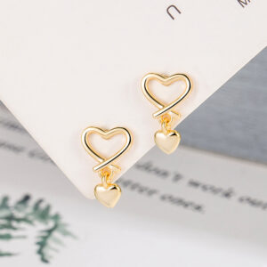 New Trend Metal Heart Stud Earrings for Women Punk Elegant Minimalist Smooth Love Eardrops Ear Girl Party Jewelry Gifts