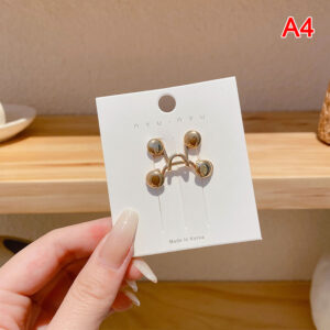 Women’s Brooch Set Tighten Waist Brooches for Women Skirt Pants Jeans Adjustable Waist Clip Metal Pins Clothing Accessories