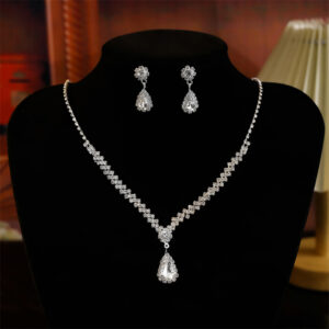 1Set Bridal Necklace Earrings Water Drop-shaped Rhinestone Jewelry Style Sparkling Jewelry Set For Wedding Party Gift Creek