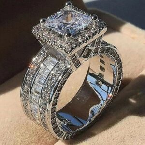 Shiny Halo Ring Inlaid Square Cut Shiny Zircon Elegant Wedding Engagement Promise Ring For Women & Girls Valentine’s Day Jewelry