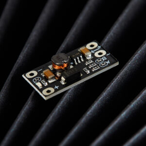 1Pc Multifunction Mini Boost Module Step Up Board 5V/8V/9V/12V 1.5A LED Indicator DIY Electronic Voltage Module Fengshi