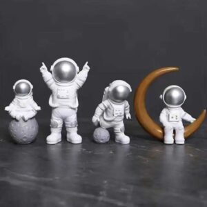 4 Pcs Astronaut Statue Ornament Spaceman Sculpture Desktop Home Decoration Astronaut Model Car Decoration