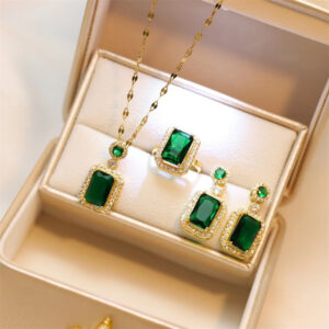 Classic Women’s Three-piece Jewelry Set Statement Emerald Ring Fashion Green Zircon Ring Earring Necklace Wedding Jewelry Sets ∩╗┐