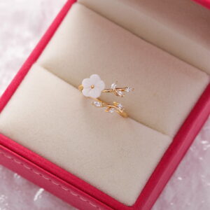 2022 New Fashion Crystal Zircon Rings Sweet Flower Leaf Butterfly Adjustable Open Rings Female Wedding Engagement Jewelry Gift