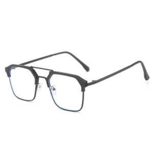 Fashion Square Photochromic Glasses Man Luxury Anti Blue Light Glasses Classic Color Changing Eyewear Men Metal Frame