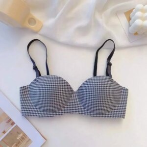 One-piece Seamless Bra for Girls Women’s Small Boobs Smooth Plaid Push-up Without Underwire Half Cup Bra Cover