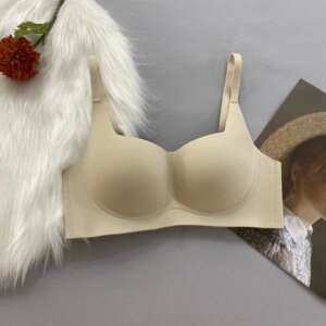 Seamless Cloud-like Nude Underwear Women’s Small Breast Push-up Soft Support Wire-Free Breast-Reducing Bra