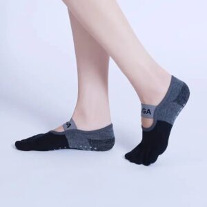 Women Anti Slip Yoga Socks Five Toe Silicone Non-Slip Pilates Socks Bandage Ballet Dance Ladies Fitness Sports Cotton Socks