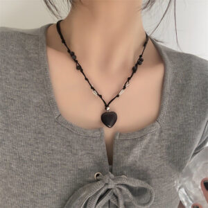 Elegant Temperament Heart Pendant Beaded Necklaces For Women Girls Sweet Cool Exquisite Clavicle Chain Fashion Jewelry Gifts Mzea